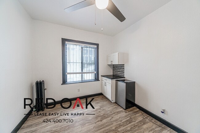 Photo - 5849 Sunset Blvd Unit 104