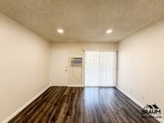 Photo - 19401 Haynes St Apartment Unit 2