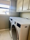 Laundry room - 802 Magnolia Ave
