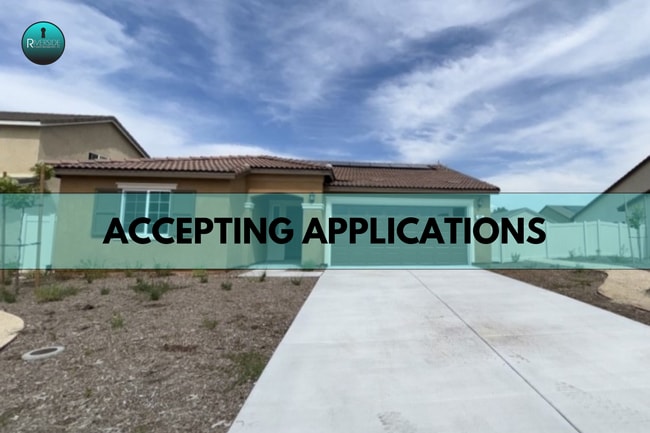 Building Photo - REMARKABLE RENTAL OPPORTUNITY IN SAN JACIN...