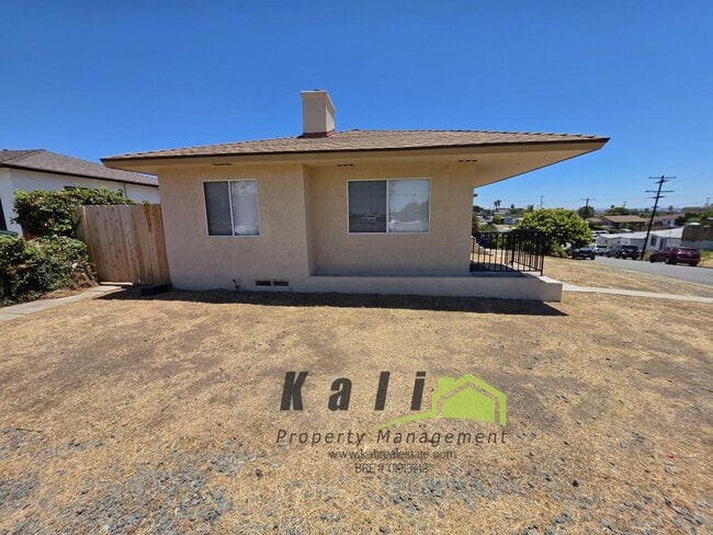 Photo - 2141 Flintridge Dr