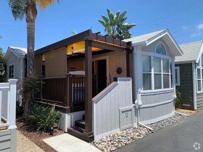 Building Photo - Charming Bungalow by the Beach in Leucadia! Rental