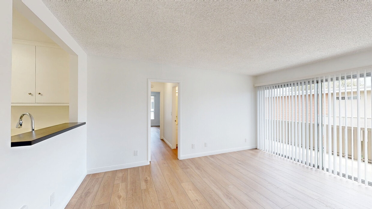 3D Tour - Beachwood Village Apartments