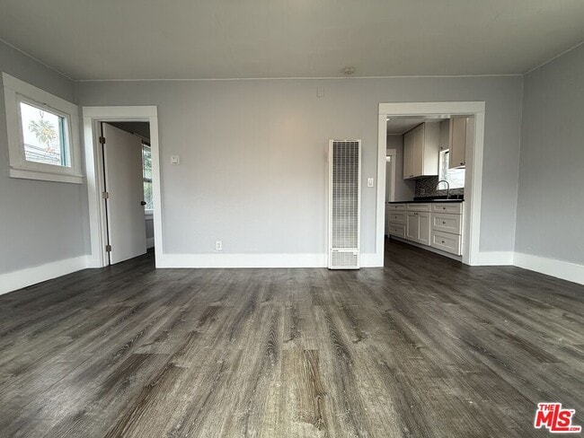 Photo - 1111 1/2 Orizaba Ave