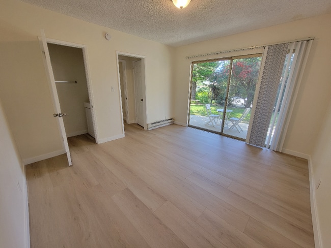 Photo - 13531 Wyandotte St Unit 9