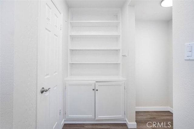 Photo - 7820 Lasaine Ave