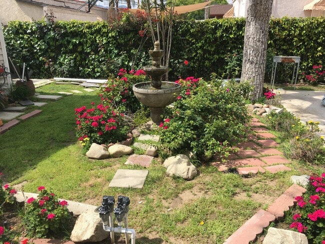 Photo - 624 W Lexington Dr