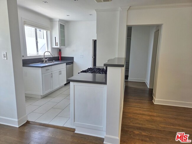 Photo - 138 San Vicente Blvd Unit 138 A