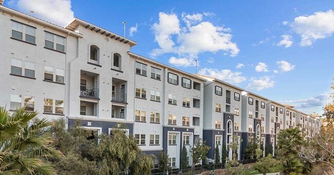 Building Photo - Iconic on Alvarado: Off-Campus Student Housing