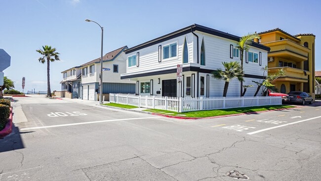 Photo - 6601 Seashore Dr