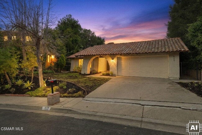 Photo - 822 Rim Crest Dr