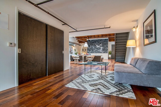 Photo - 1046 Princeton Dr Unit 205