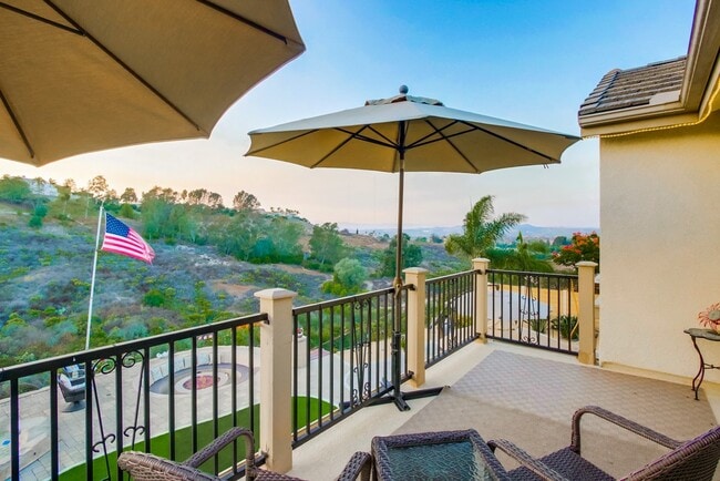 Building Photo - 452 Taylor Dr