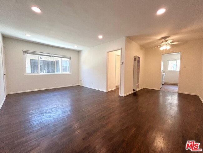 Building Photo - 1146 N Formosa Ave Unit 8