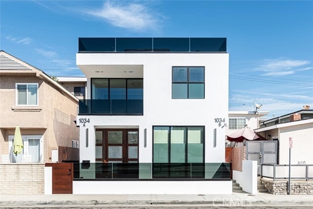 Building Photo - 1034 W Balboa Blvd Unit B Rental