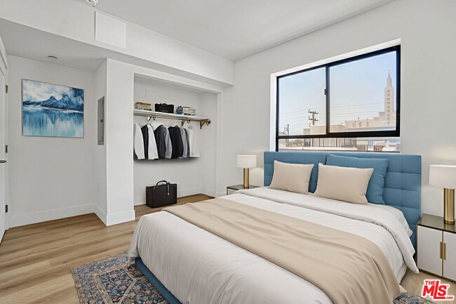 Photo - 1822 Overland Ave Unit 502