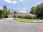 Photo - 1094 Garden Ln