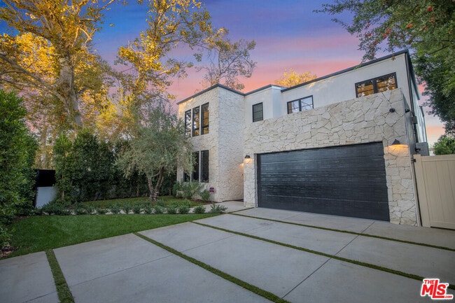 Photo - 4256 Camellia Ave