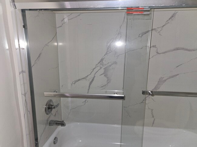 Photo - 8936 Cedros Ave