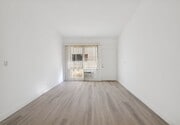 Photo - 333 Rexford Dr Unit 5