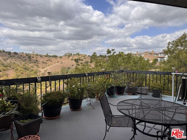 Photo - 4239 Vía Arbolada Unit 102