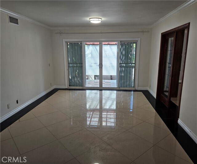 Photo - 402 E Cypress Ave