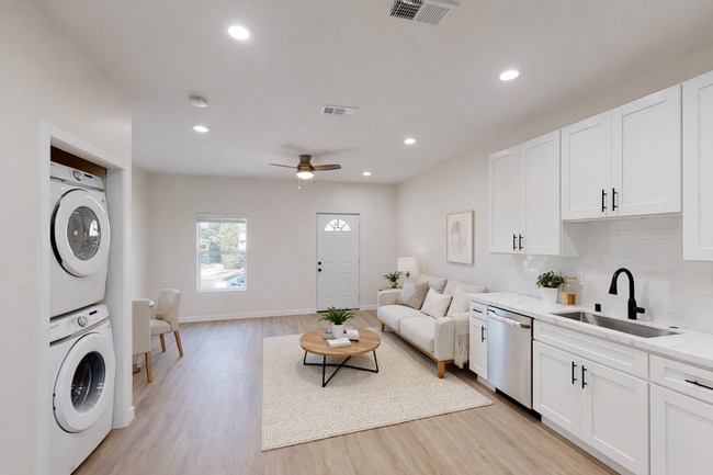 Photo - Cozy 4BD/2BA House on Gary with Beautiful Yard