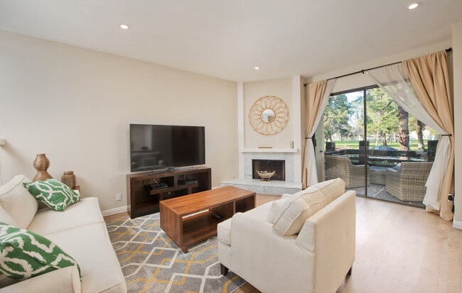 Photo - 21820 Marylee St