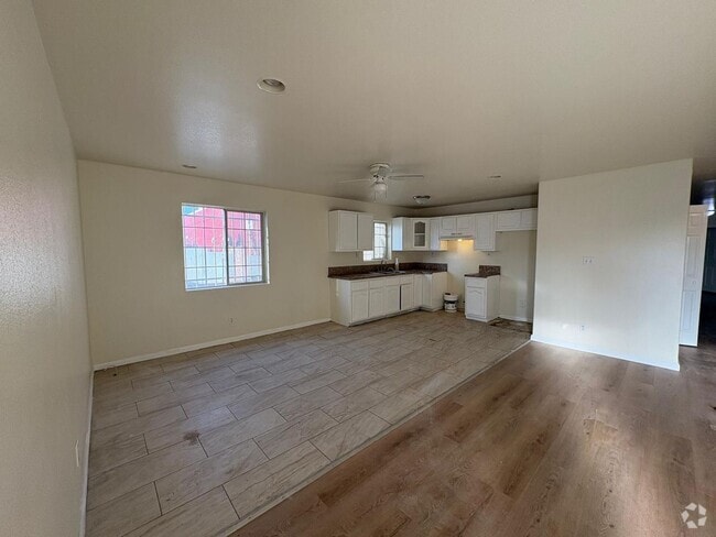Building Photo - 1887 Unit 8940 Rental