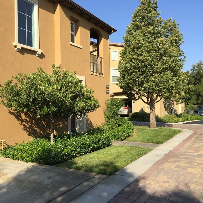 Building Photo - 27228 Sycamore Meadow Dr Rental