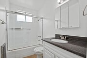 Photo - 1550 S Saltair Ave Unit 6