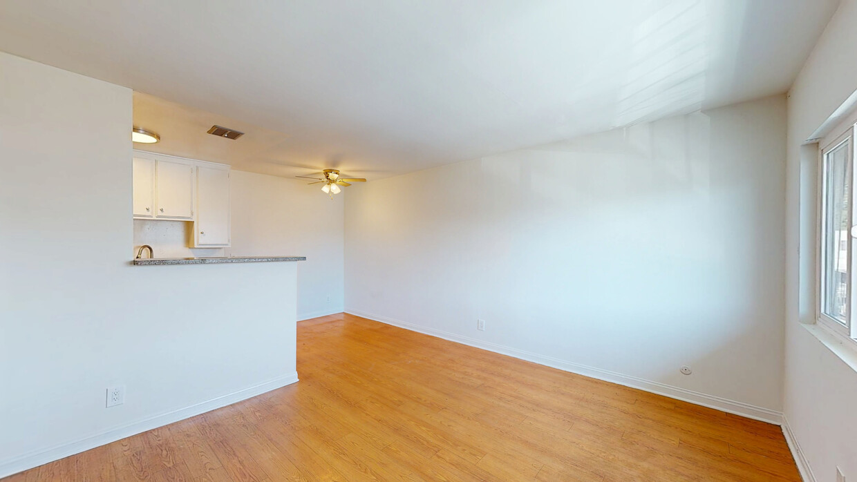 3D Tour - De Soto Valley Apartments