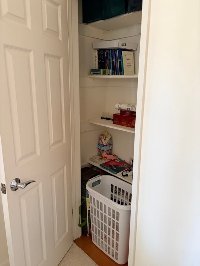 Photo - 1601 Hilts Ave Unit Apt 3
