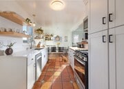 Photo - 342 Palisades Dr