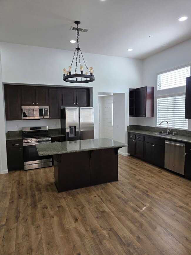 Photo - Beautiful Single Level 4 Bedroom located in Canyon Hills