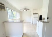 Photo - Spacious 2B/1.5B unit located adjacent to ... Apartment Unit 6