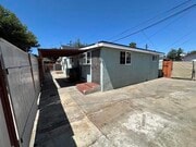 Photo - 411 33rd St House