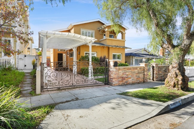 Building Photo - 24427 Ward St