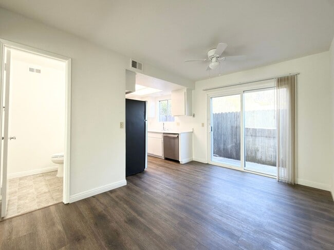 Photo - 2140 Via Camino Verde Unit 2