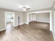 Photo - Charming 2BD/1BA Condo in University Heigh... Unit 4212