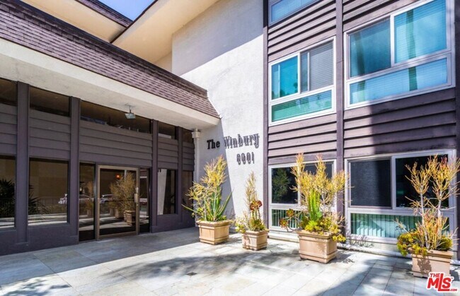 Photo - 6001 Canterbury Dr Unit 303