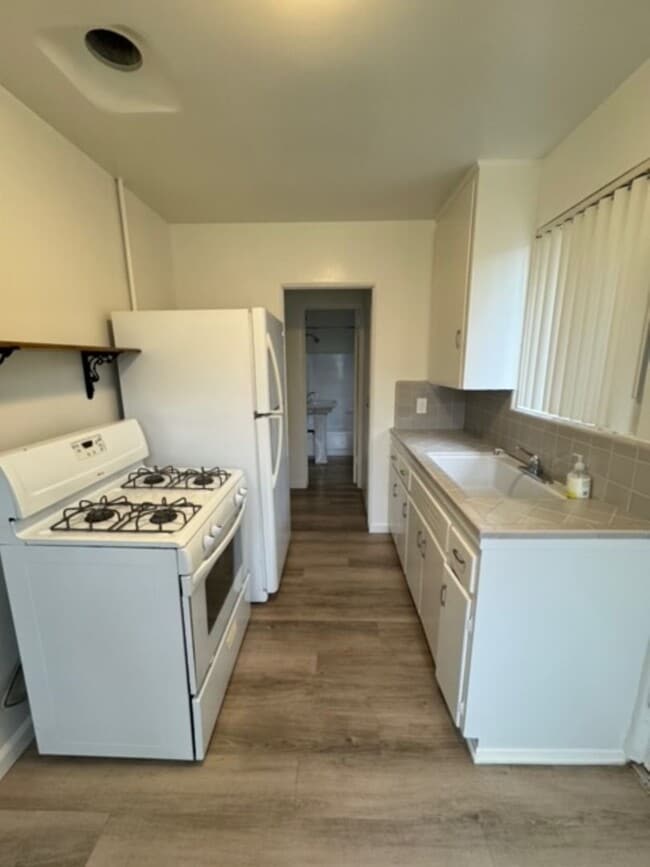 Photo - Oliver Ave | Relaxed Coastal Apartments in Pacific Beach – Easy Living Just Blocks from the Ocean! Unit 1436