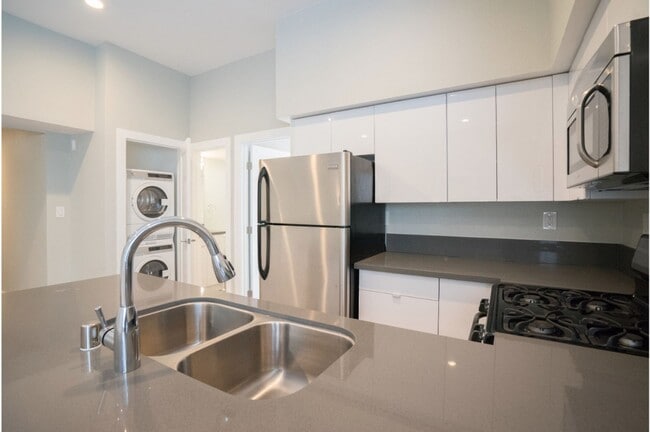 Photo - 3426 West 1st St
