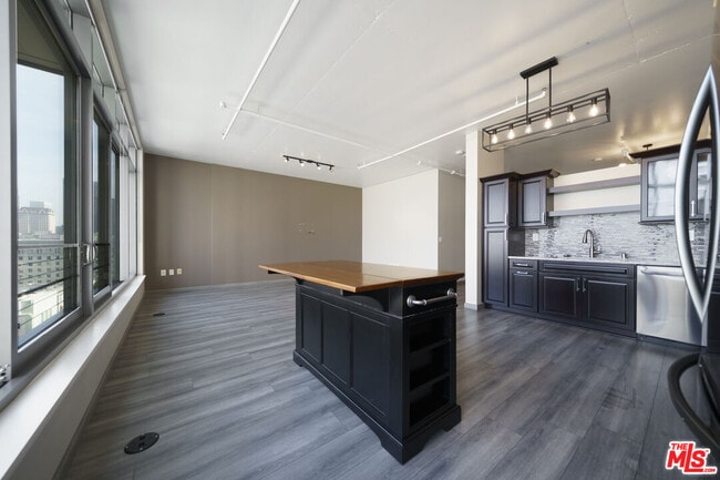 Photo - 1100 S Hope St Unit 1314