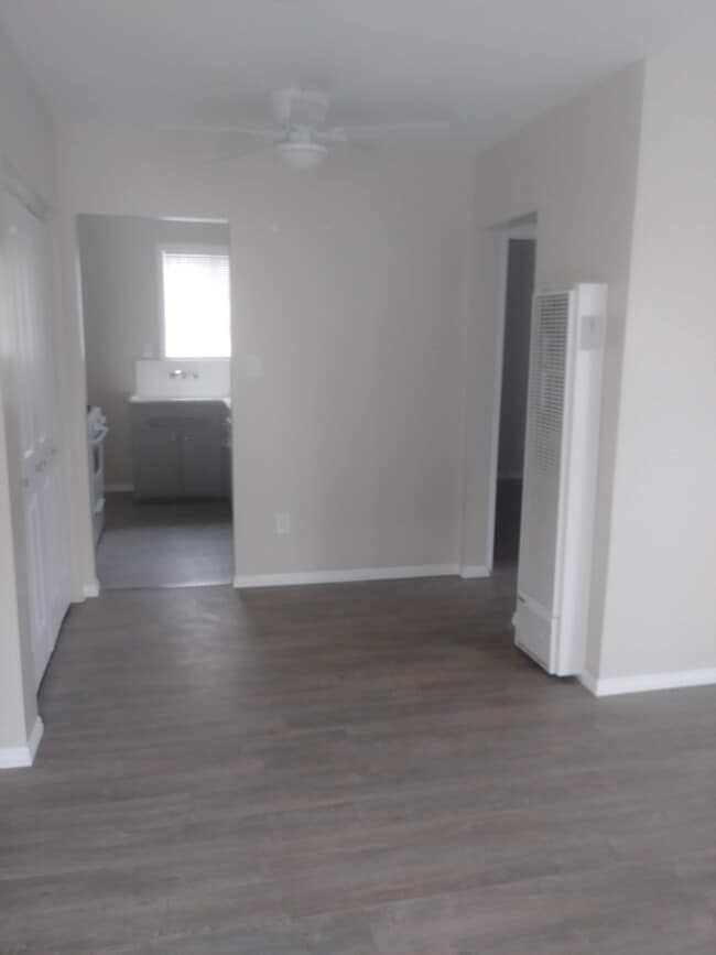 Photo - 5850 David Ave