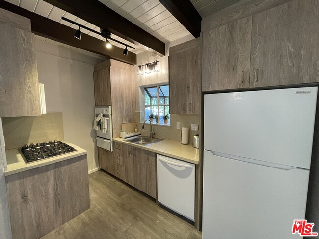 Photo - 2128 N Beverly Glen Blvd Unit 1