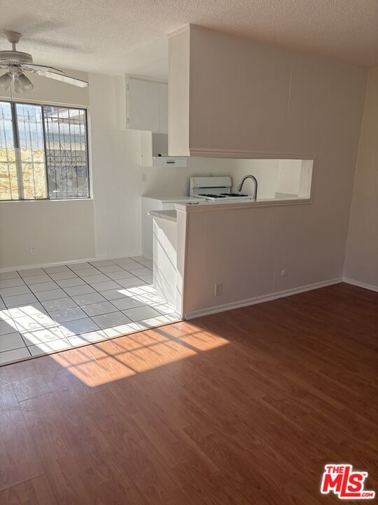 Photo - 961 S Kenmore Ave Unit 3