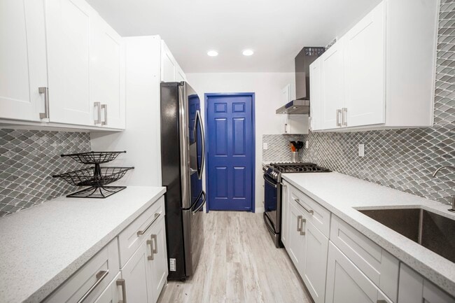 Photo - 20651 Roscoe Blvd Townhome