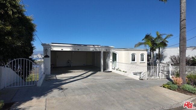 Photo - 8120 Billowvista Dr