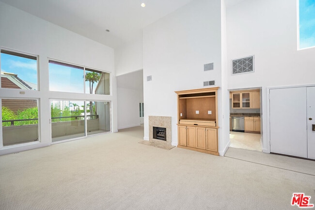 Photo - 4250 Vía Dolce Unit 321